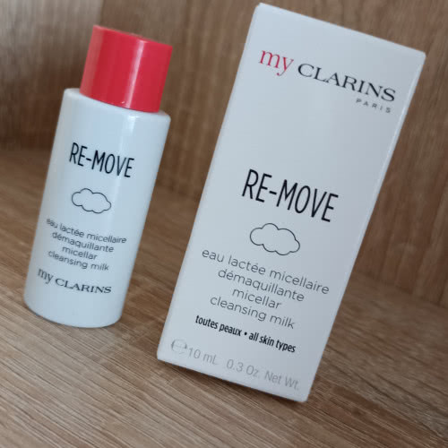 My Clarins Re-Move Miccelar Cleansing Milk