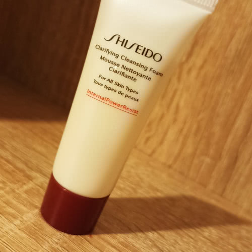 Shiseido Универсальная очищающая пенка