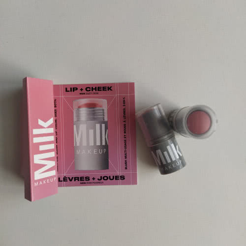 Milk Makeup Mini Lip + Cheek румяна в стике в оттенке Werk