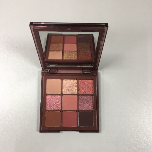 HUDA BEAUTY  Rich Nude Obsessions