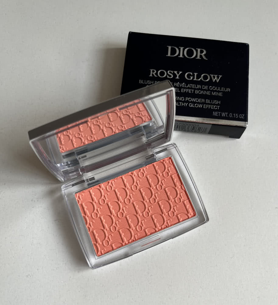 Румяна Dior Backstage Rosy Glow Coral