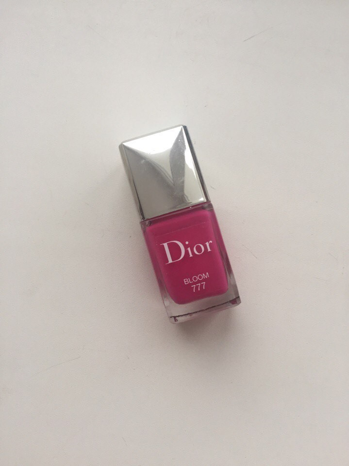 Лак для ногтей Dior Vernis 777 Bloom
