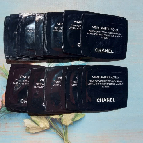 Набор пробников 34 шт -30 мл Тональный флюид Chanel Vitalumiere Aqua