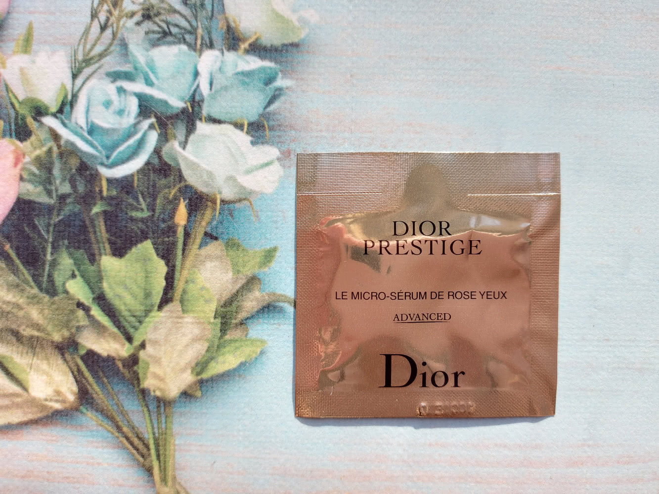 Сыворотка Dior Prestige Micro-Nutritive Rose Eye Serum