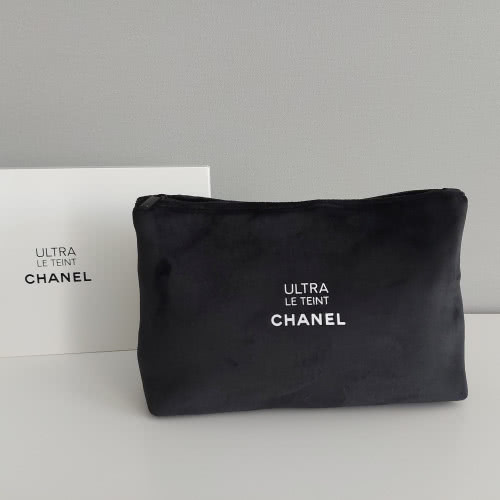 Косметичка Chanel Le Teint Ultra