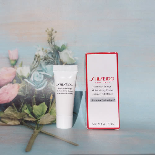 Крем Shiseido Essential Energy Moisturizing Cream