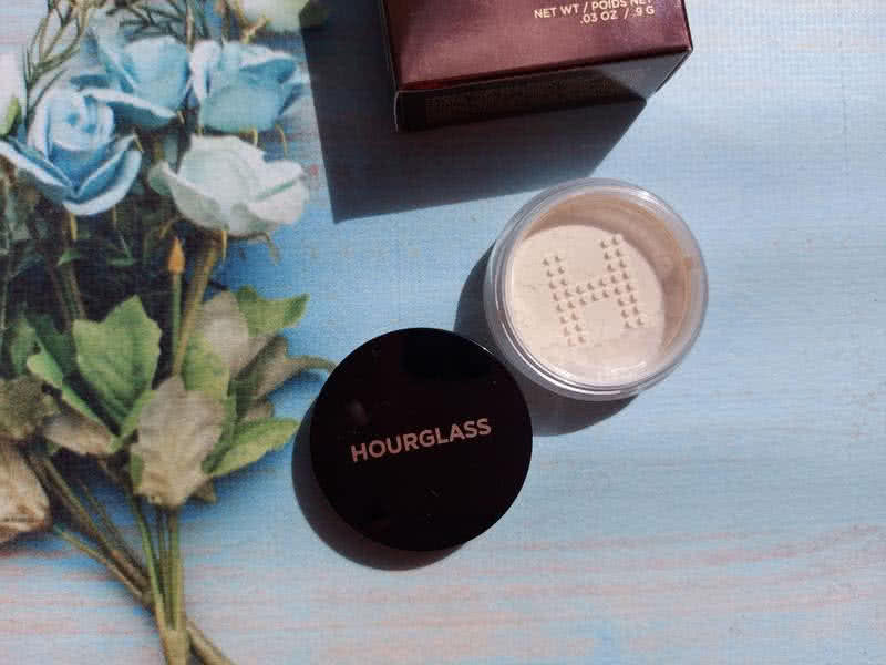 Пудра для лица Hourglass Veil Translucent Setting Powder
