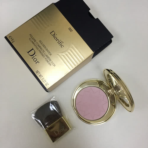 Dior Diorific Golden Shock illuminating pressed powder 002 Pink shock
