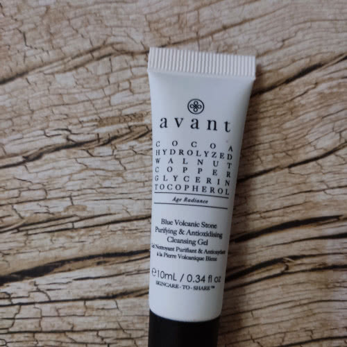 Avant Skincare Blue Volcanic Stone Purifying and Antioxydising Cleansing Gel 10ml
