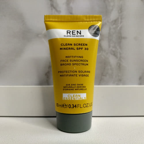 Ren Clean Skincare Clean Screen Mineral SPF30 солнцезащитный крем для лица