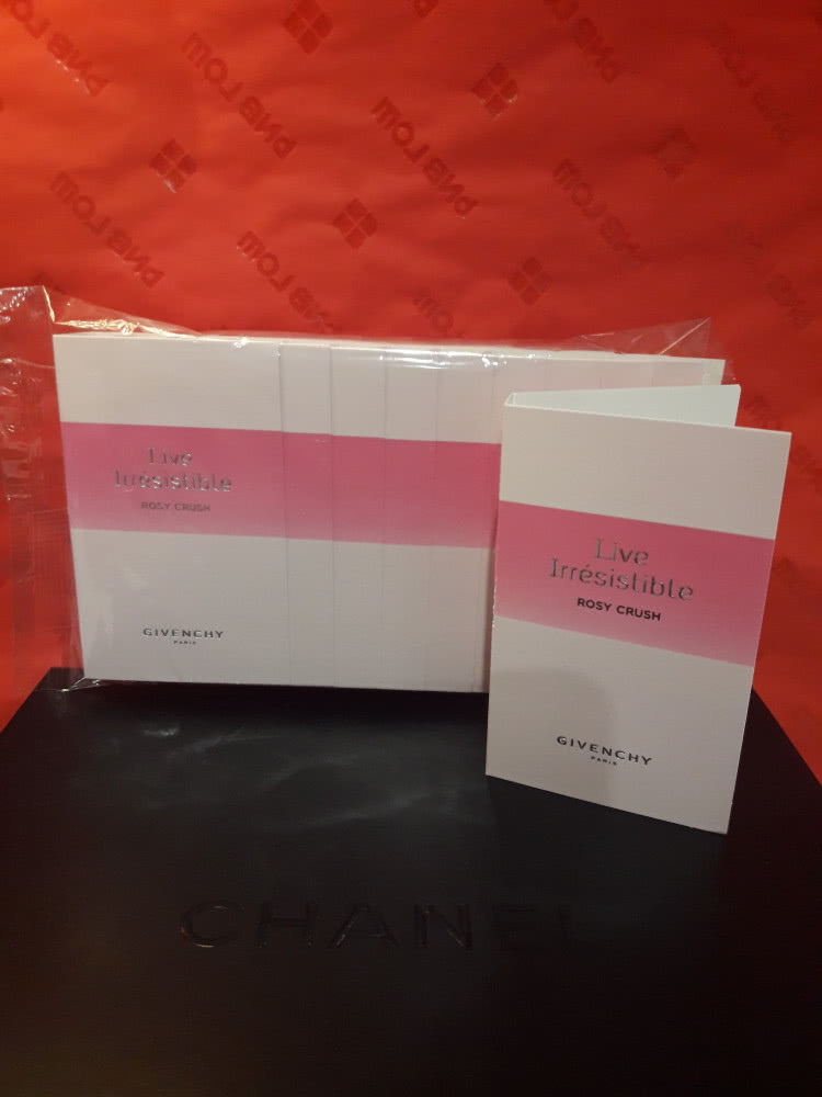 Live Irresistible rosy crush Givenchy, доставка в подарок