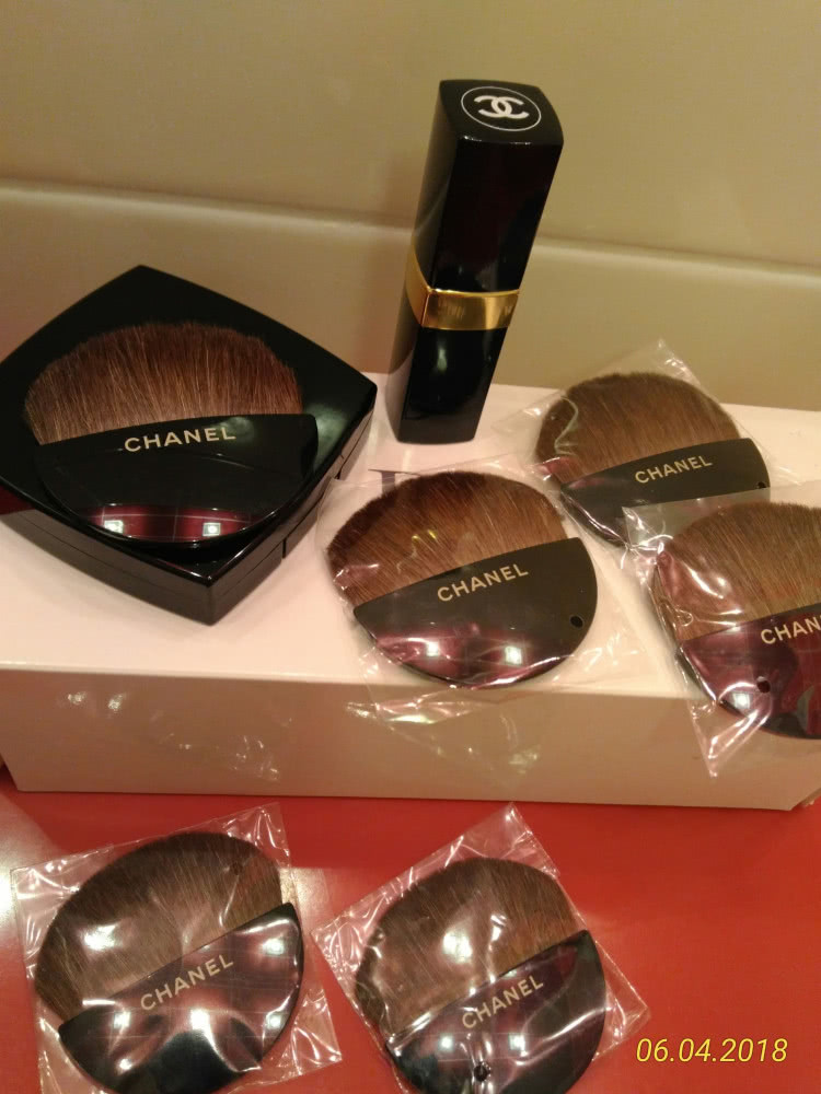 Chanel кисти для макияжа. ДОСТАВКА 50 рублей